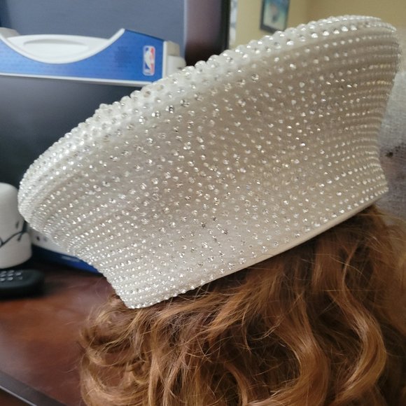 Hat - Picture 1 of 6